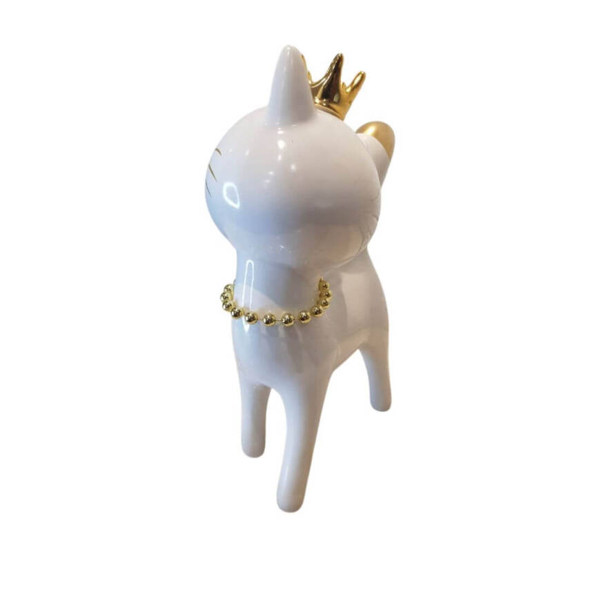 Decorative statuettes 