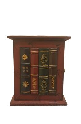 Подставка для ключей “Книги” - Gallery Gifts & Flowers