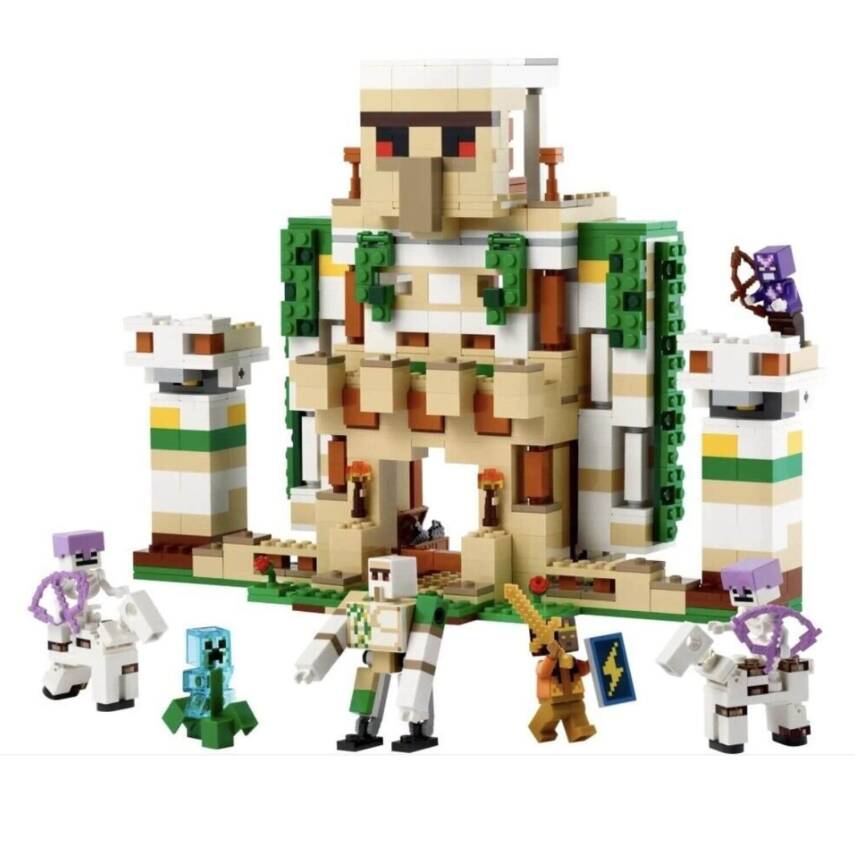 The Iron Golem Fortress 21250 - 2